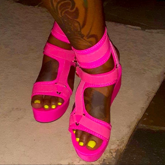 Fashion Nova Shoes - Hot Pink Plats